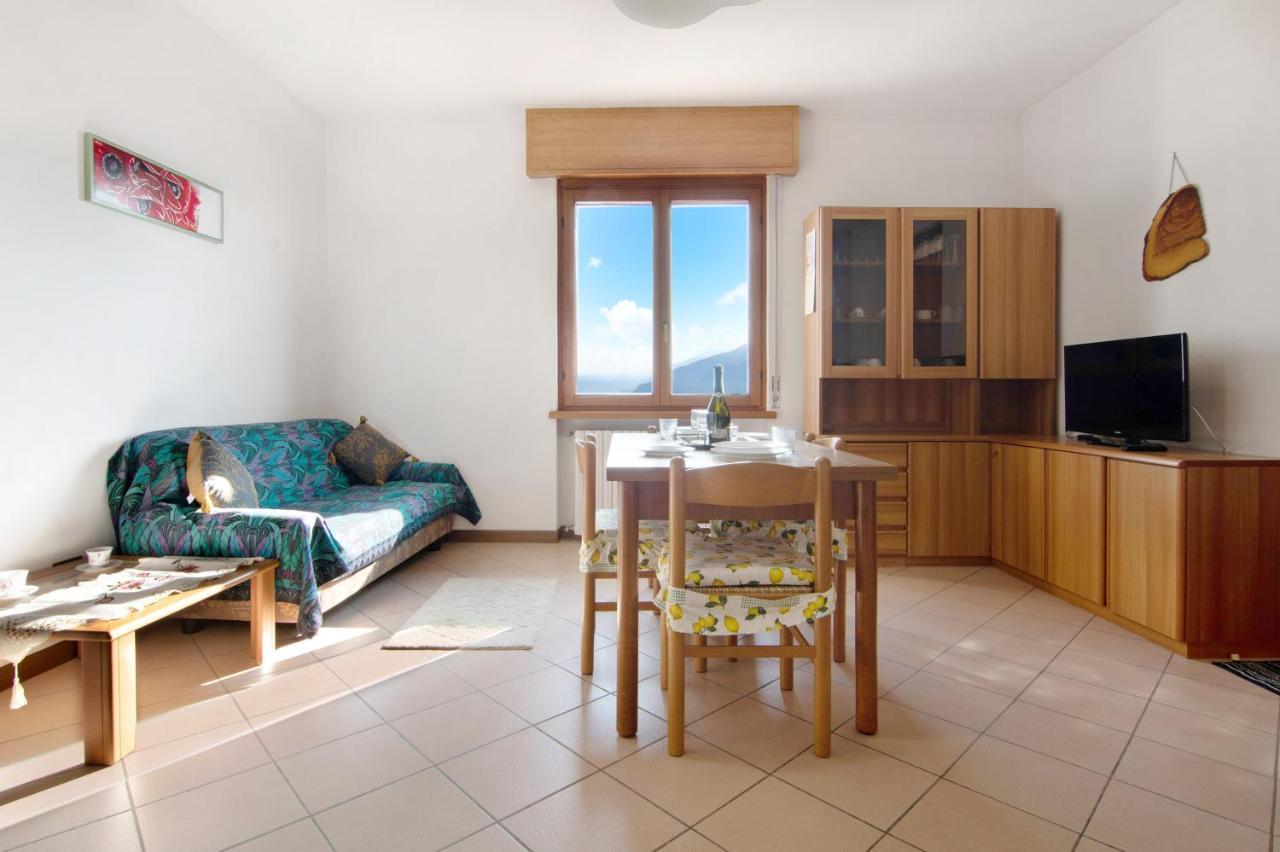 Casa Suono Del Sole Apartamento Consiglio di Rumo Exterior foto